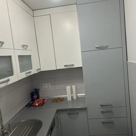 Lejlighed Lux - Bulevar Mira 34 *