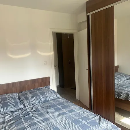 Lejlighed Lux - Bulevar Mira 34 *